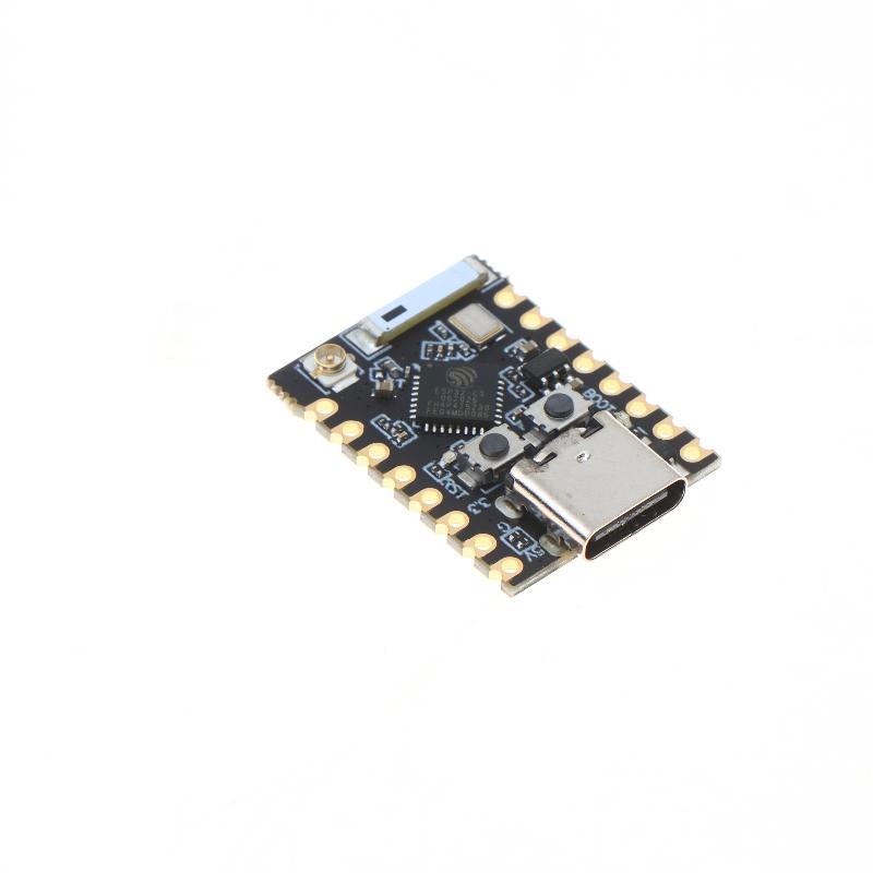 قطعة واحدة مع واي فاي وبلوتوث  - مراجعة Esp32 C3 وسعره